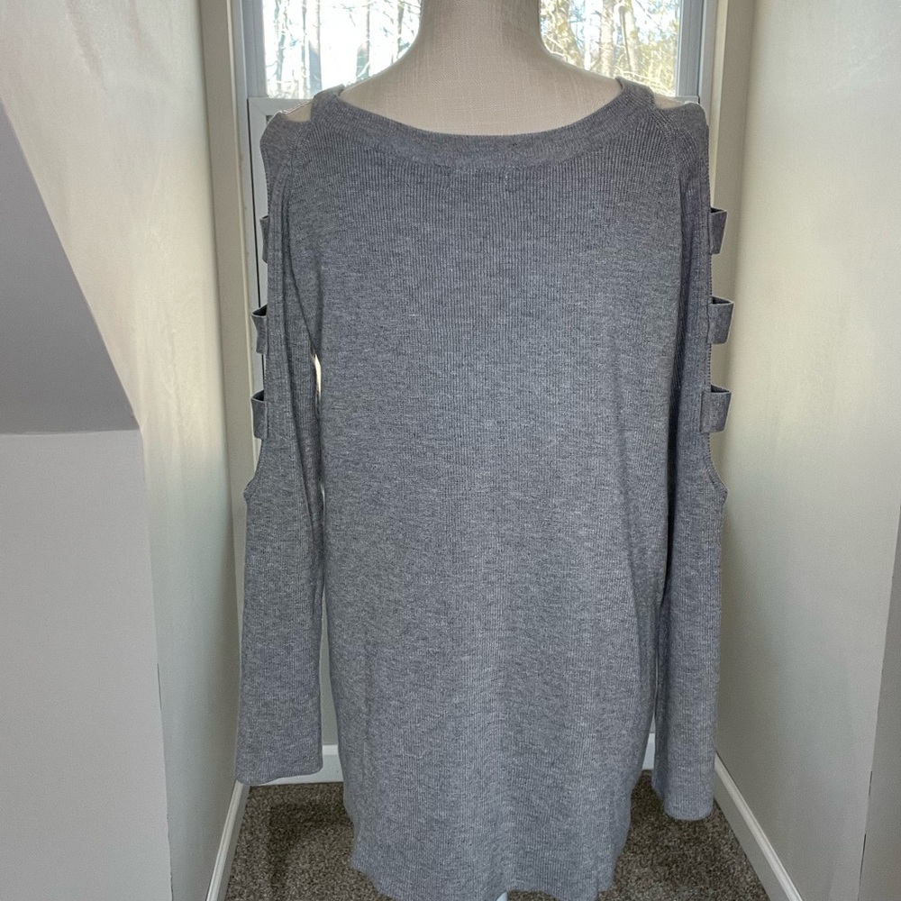 Super Cute Gray Sweater